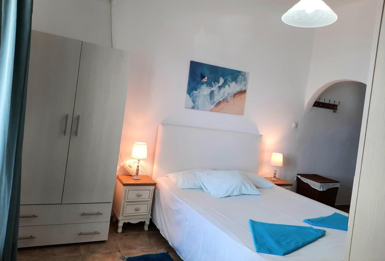 Logaras Seaview Apartment Екстер'єр фото